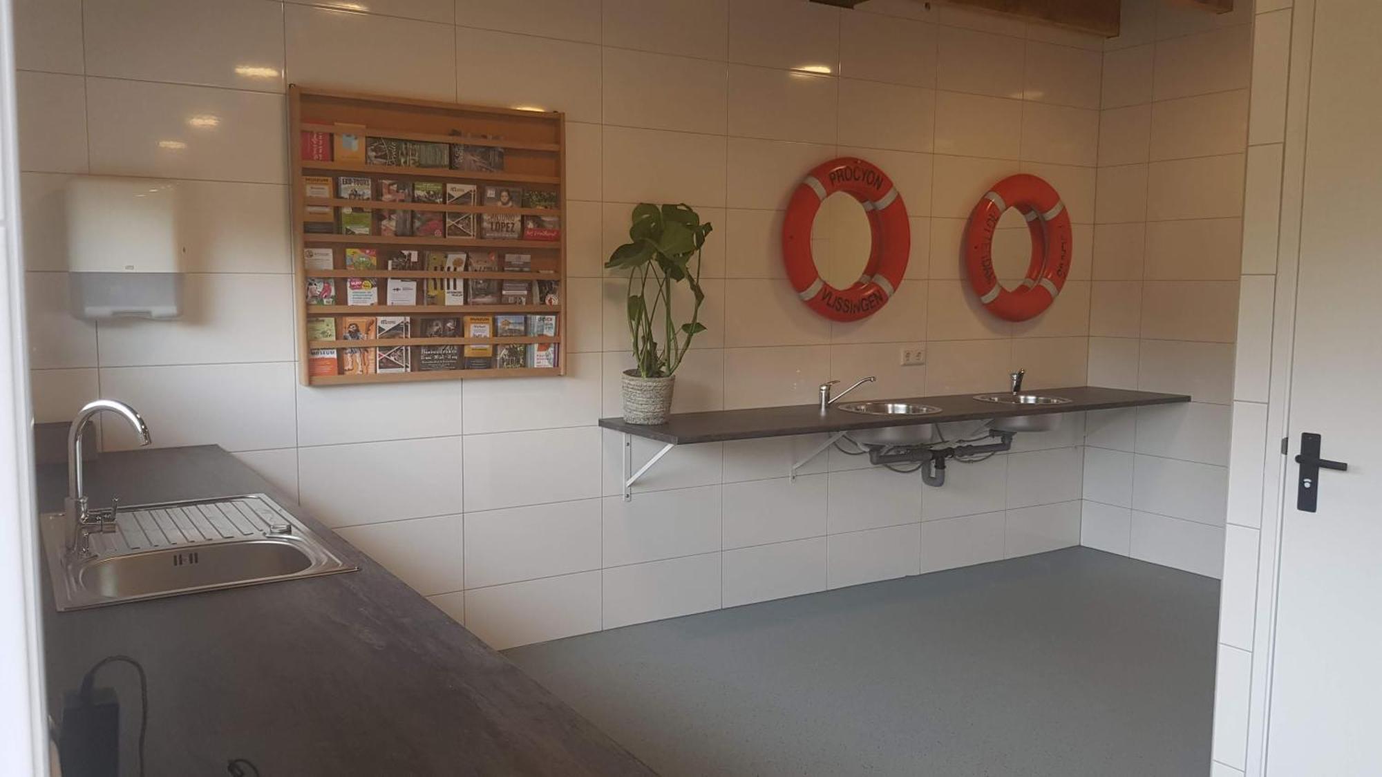Basic Ingerichte Vouwwagen Op Camping Westenenk, Wijster Extérieur photo